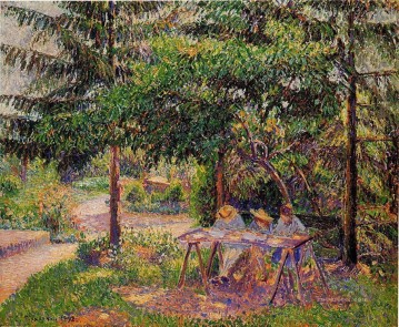 カミーユ・ピサロ Painting - エラニーの庭にいる子供たち 1897年 カミーユ・ピサロ